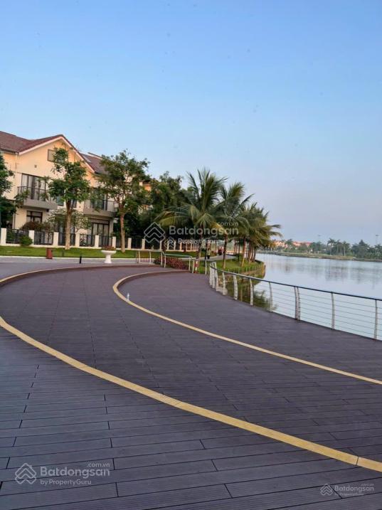 Năng hải villas  chính chủ gửi bán lô góc biệt thự mặt hồ dự án vinhomes thăng long, 256m2