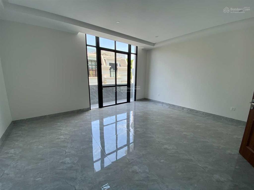 Năng hải villas  cho thuê biệt thự vinhomes gardenia, 155m2 x 5 tầng, giá 48tr.  0973 931 ***