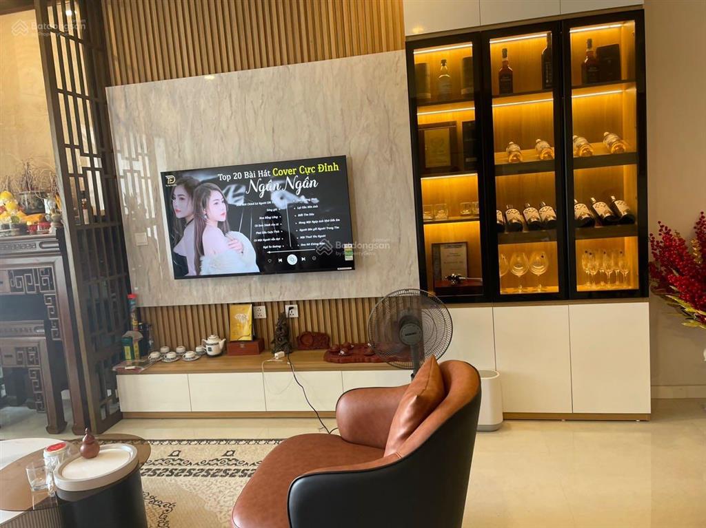 Em cần bán căn a (60m2) 1n + 1 ở park kiara  park city rẻ nhất thị trường giá 6tỷ6.  0397 588 ***