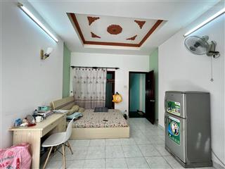 Phòng dv full nt ngay vòng xoay trần não (chân cầu sg)