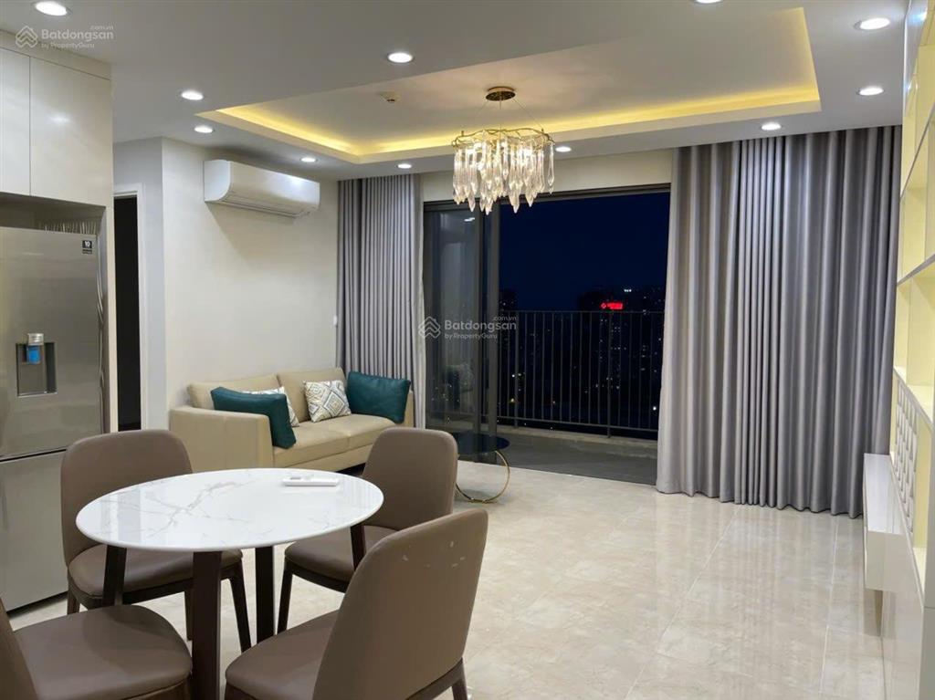 Chính chủ cho thuê căn hộ c3 100m2 3 phòng ngủ view hồ đủ đồ chỉ cần kéo vali tới ở giá 21tr/ tháng