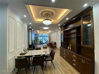 Cho thuê cc discovery complex 156m2, 4pn, 2vs đồ cơ bản căn góc view công viên xem nhà 0325 643 ***