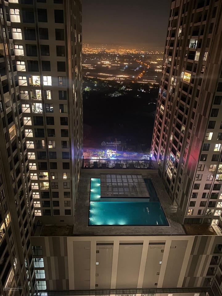 Chuyển công việc chủ bán căn hộ 2pn 73m full nội thất tại the wisteria