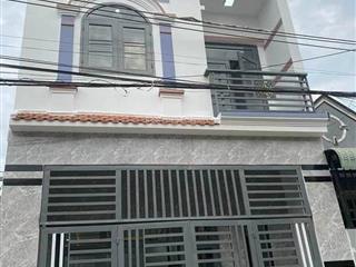 Bán nhà 2 tầng, nhà mới 100%, shr, 2pn, 2 toilet, 1 phòng thờ, tỉnh lộ 10