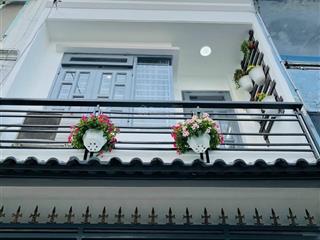 Bán nhà chính chủ, bán nhanh, giá chỉ 1,750 tỷ. quận bình tân