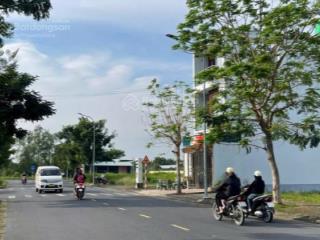 Sở hữu nền nhà phố trung tâm thị trấn cần đước sổ hồng riêng chỉ từ 1,6 tỷ/nền