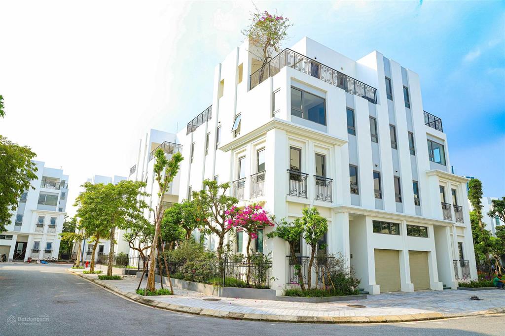 Cho thuê sàn văn phòng 1000m2 tại kdt the manor central park, đối diện dh thăng long
