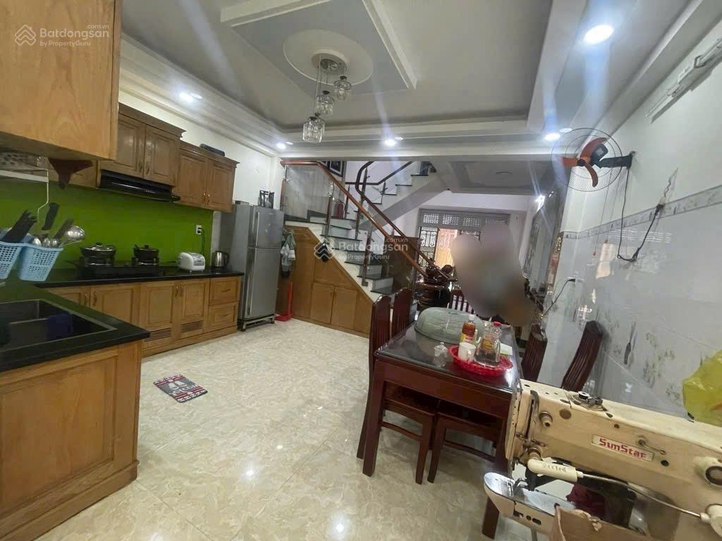 Nhà phố mới 4pn 5vs hẽm thông giá chỉ có 5,95 tỷ còn thương lượng chính chủ