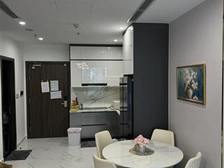 Chủ cần đi nước ngoài nên bán gấp căn 1pn + 1 sẵn nội thất khu beverly cao cấp cạnh vincom giá rẻ