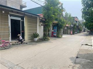 Bán đất xuân bách  quang tiến  gần khu công nghiệp  trục chính  gía 3x tr/m2  đường 4m ô tô đỗ