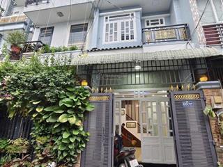 Giá bán 4 tỷ 850 triệu bán nhà 2 mặt tiền trước sau đã sơn mới, xách vali ở ngay