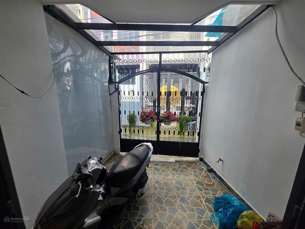 Full nội thất  2 tầng 2pn2wc  gần etown cộng hoà  aeon  nhà ga t3  đh công thương