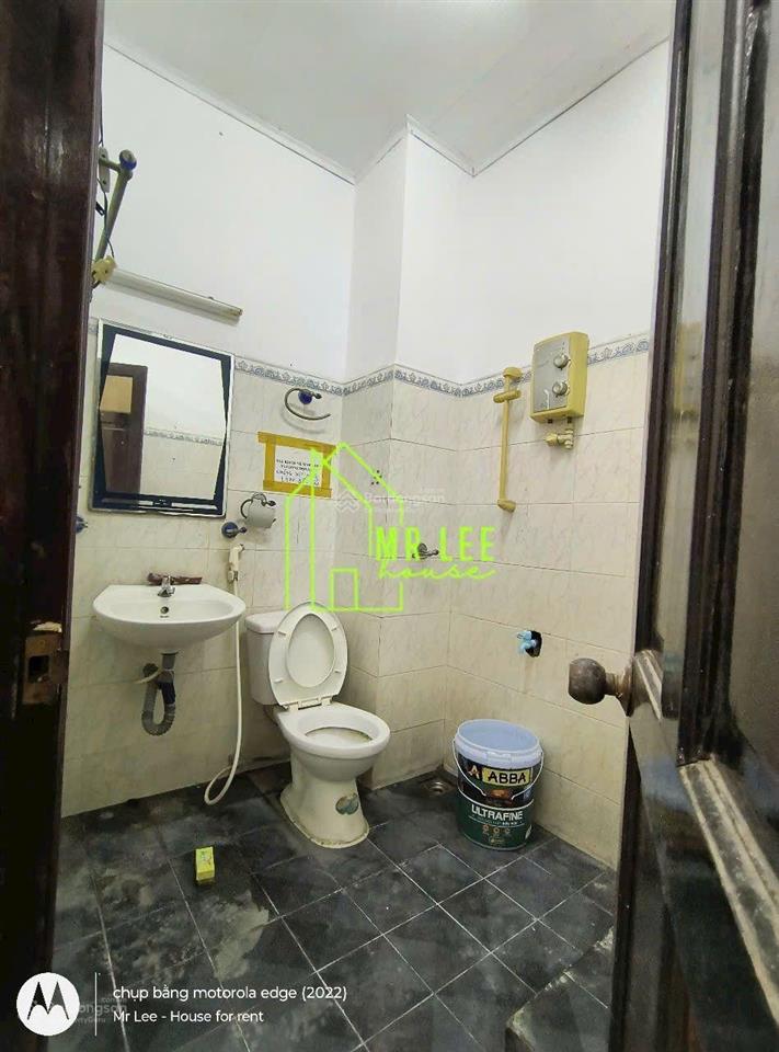 Xe tải đậu cửa  xe hơi vào nhà  giáp tân bình  etown  nhà ga t3  3 tầng 4pn  3wc