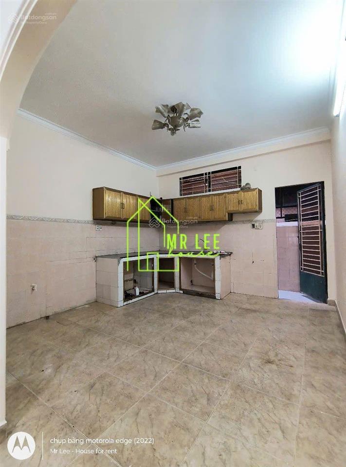 Xe tải đậu cửa  xe hơi vào nhà  giáp tân bình  etown  nhà ga t3  3 tầng 4pn  3wc