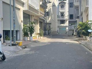 Gần aeon tân phú  lê trọng tấn  hẻm xe tải thông  4 tầng gồm 5pn4wc sân thượng