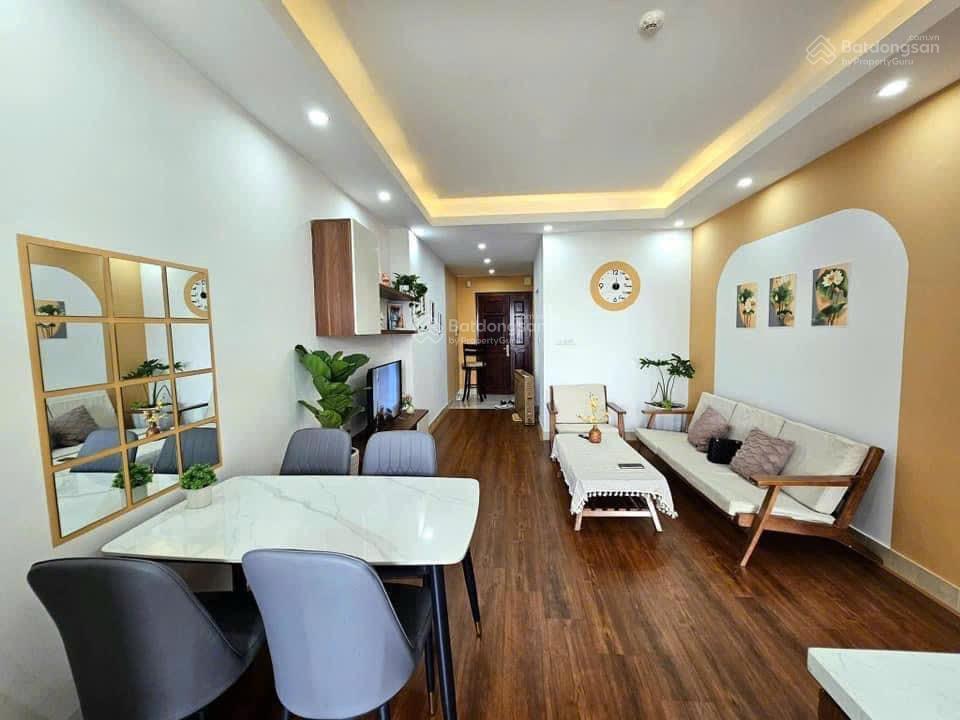 Chính chủ bán căn 2n2vs 65m2 toà gm1 lê trọng tấn đối diện vin. full nội thất, sẵn sổ, giá 3 tỷ x