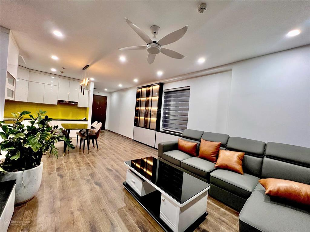 Cần tiền giảm ngay 200 triệu bán nhanh căn 69.9m2 toà thăng long capital, sẵn sổ, cạnh vinsmart
