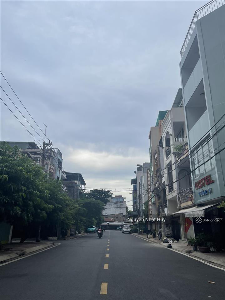 Bán nhà mặt tiền văn thân, ngang 4m8 dài 21m4, 5 tầng đẹp, chỉ 17 tỷ, q.6