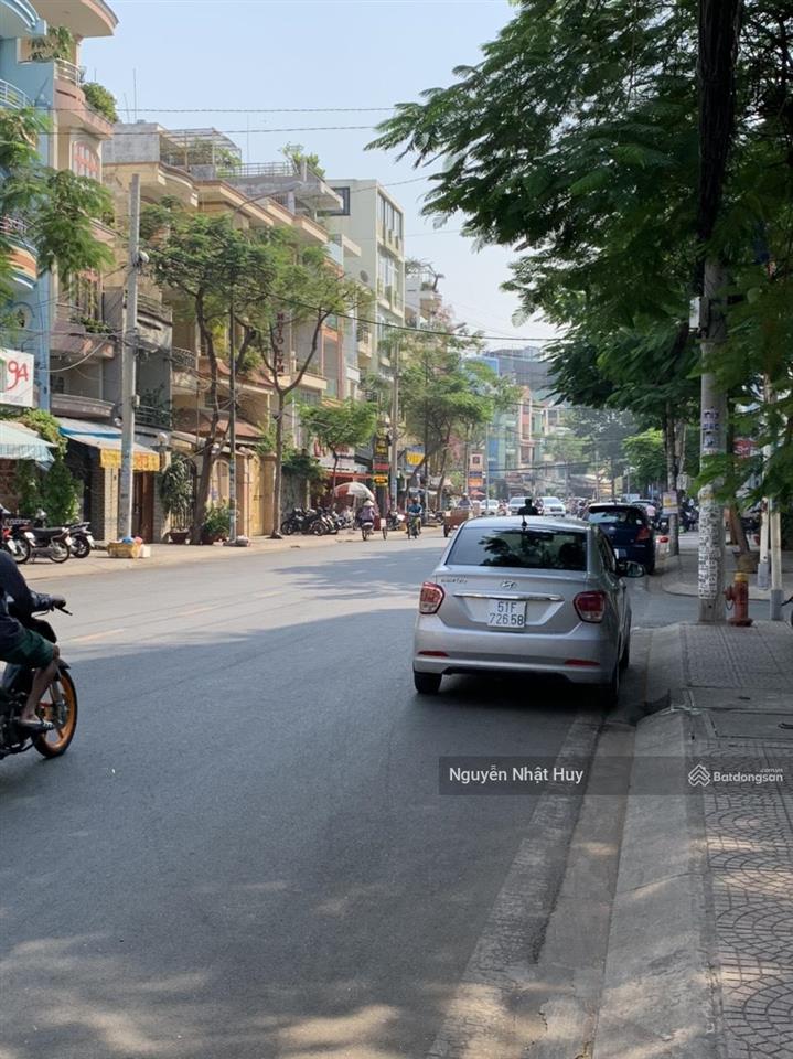 Bán nhà mặt tiền chợ lớn ngang 8m, dài 20, 3 lầu, chỉ 32 tỷ 9 tl, q. 6