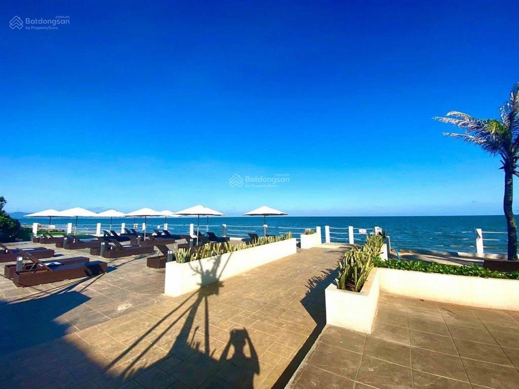 Căn hộ view trực diện biển giá chỉ 3tỷ5 full nội nhất nhà mới như hình. đi bộ tới mặt biển chỉ 80m