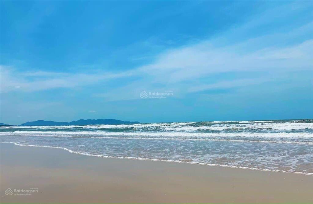 Căn hộ view trực diện biển giá chỉ 3tỷ5 full nội nhất nhà mới như hình. đi bộ tới mặt biển chỉ 80m