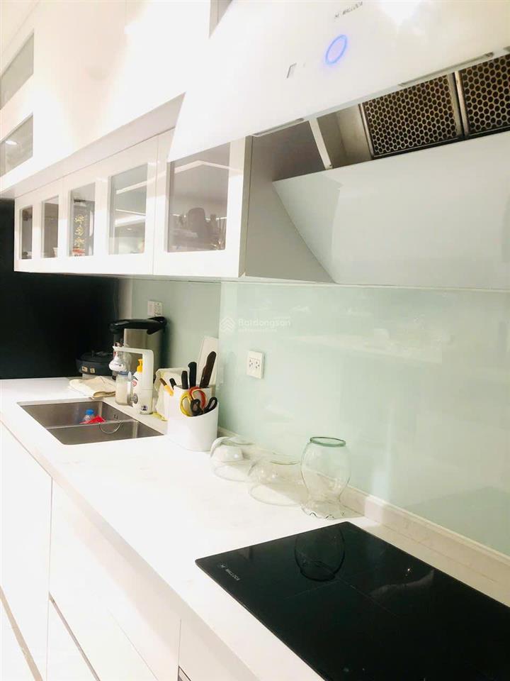 Bán nhanh căn hộ 3pn, 2wc, 105m2, sunrise city view, giá 7tỷ2