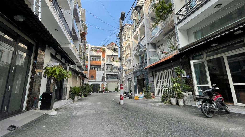 Bán nhà diện tích 51m2 (5*10,5) 1 trệt 1 lửng 3 lầu, xây lệt tầng. xe hơi ngủ trong nhà.