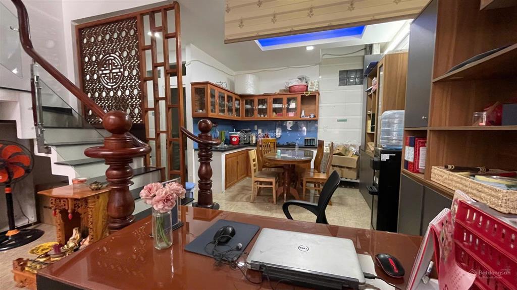 Bán nhà diện tích 51m2 (5*10,5) 1 trệt 1 lửng 3 lầu, xây lệt tầng. xe hơi ngủ trong nhà.