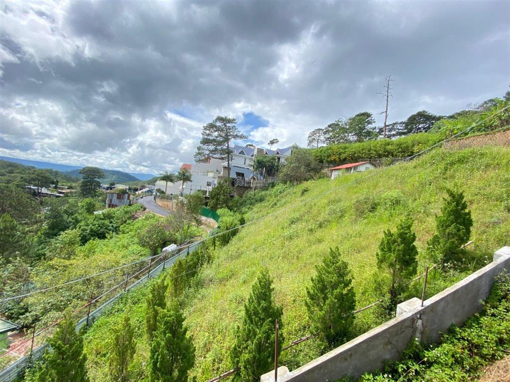 Bán đất view xanh ngay cửa ngõ 3/4 thành phố đà lạt 1855m2 có 300m2 thổ cư, giá chỉ 45 tỷ tl