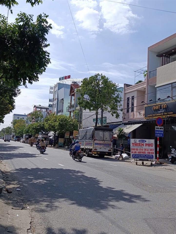 Hàng vip bán cặp đất đường lê thạch trục chính bến xe hoà minh, liên chiểu, đà nẵng