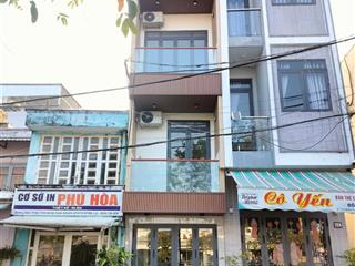 Bán nhà mặt tiền siêu hiếm đường mạc thiên tích, trệt 3 lầu, nhà mới, giá chỉ 3,xx tỷ