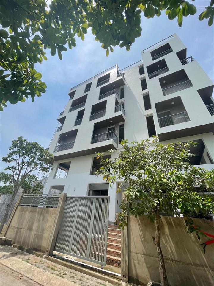 Bán nhà kdc xã phước kiển quy hoạch đồng bộ dt 8x14m nở hậu 10m 1 trệt 2 lầu. giá 6tỷ