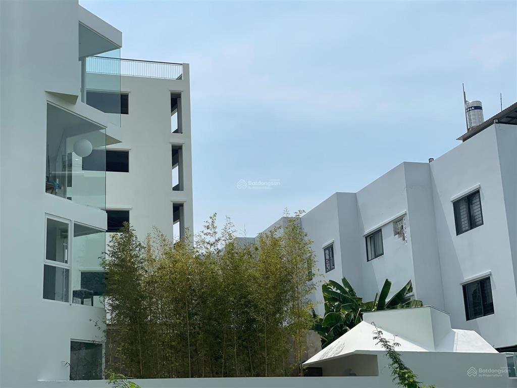Bán nhà kdc xã phước kiển quy hoạch đồng bộ dt 8x14m nở hậu 10m 1 trệt 2 lầu. giá 6tỷ