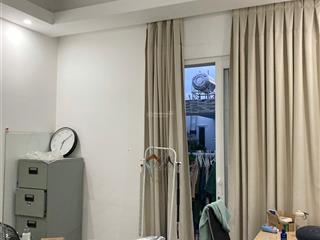 Cho thuê nhà kdc xã phước kiển , dt 7x16 ,1 trệt 2 lầu ,3 pn, pk , nt cơ bản . giá 18tr/tháng