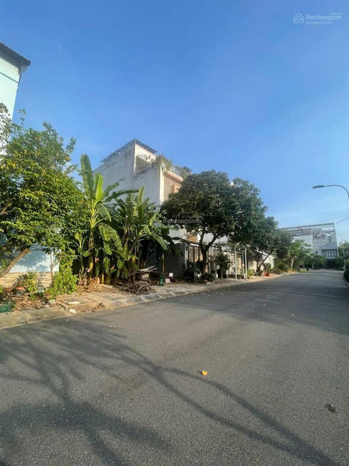 Bán đất sổ đỏ góc 2 mặt tiền khu dân cư lập phúc,lê văn lương,dt 6x20,9 . đg 16m . giá  8,5 tỷ