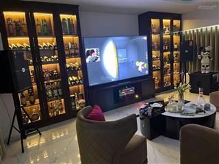 Bán biệt thự như hình đường thông làng đại học abc. dt 10x25m. 1 trệt lửng 3 lầu. giá 27 tỷ