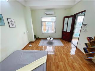 Cho thuê phòng ngõ 111/11 đường triều khúc  thanh trì. giá 3,7tr.  0944 891 ***