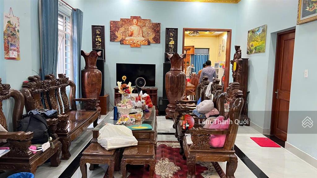 Bán nhà 42/3 lã xuân oai, 12x26, 3 lầu, có thang máy, 3 mặt tiền, đang cho thuê 100tr/t, 26 tỷ