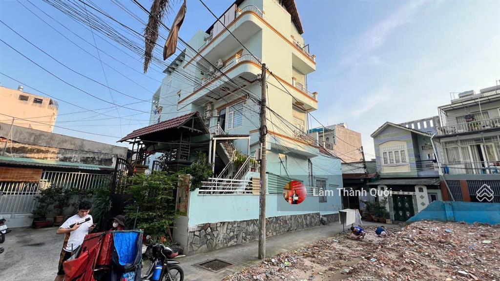 Bán nhà 42/3 lã xuân oai, 12x26, 3 lầu, có thang máy, 3 mặt tiền, đang cho thuê 100tr/t, 26 tỷ