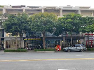 Bán nhà mt nguyễn cơ thạch, 7.3x24, 173m2, 1 hầm, 3 lầu, 180 tỷ