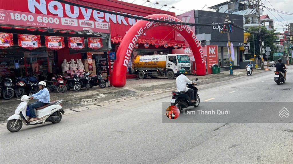 Bán nhà mt 378380 nguyễn duy trinh, 28x35, 896m2, vị trí rất đẹp, 180 tỷ