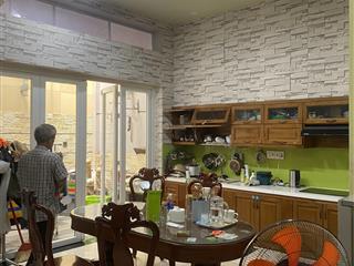 Cần tiền bán gấp nhà mặt tiền đường số 85 phường tân quy quận 7