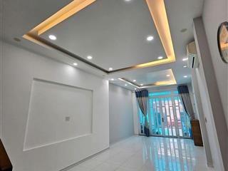 Cần tiền bán gấp căn nhà đường số phường tân quy quận 7