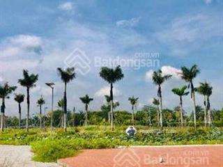 Bán nền lk7  3 đối diện công viên giá 1,63 tỷ  0933 443 *** (tuấn)