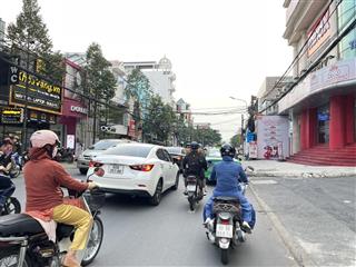 Cần bán nhà 1 trệt 3 lầu mặt tiền kinh doanh phạm văn thuận ngay ngã tư vincom dt 422m2 giá 35 tỷ