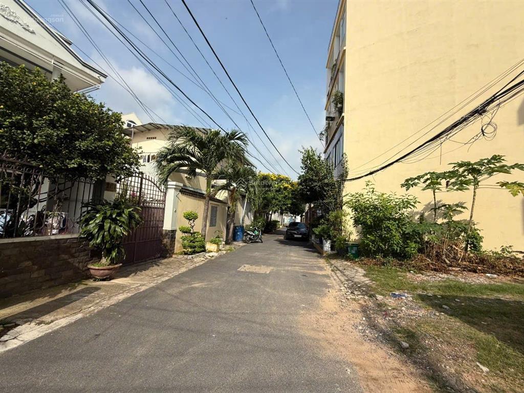 Hàng cực hiếm, đất 100m2... hẻm ô tô đường số 6 phường linh chiểu thủ đức, ac quan tâm  sớm