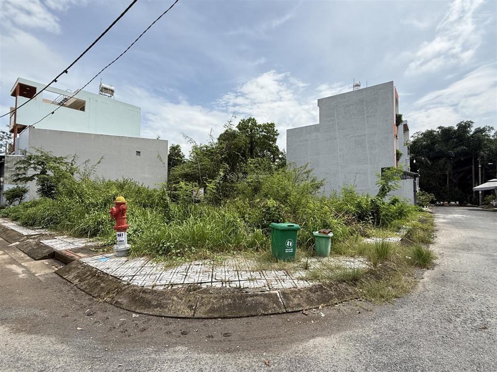 Bán gấp 80 m2 đất mặt tiền đường long thuận, quận 9 giá cực tốt, view 2 mặt tiền