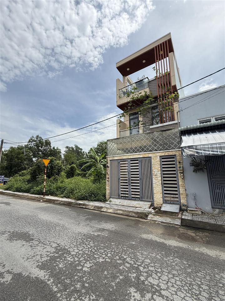 Bán gấp 80 m2 đất mặt tiền đường long thuận, quận 9 giá cực tốt, view 2 mặt tiền