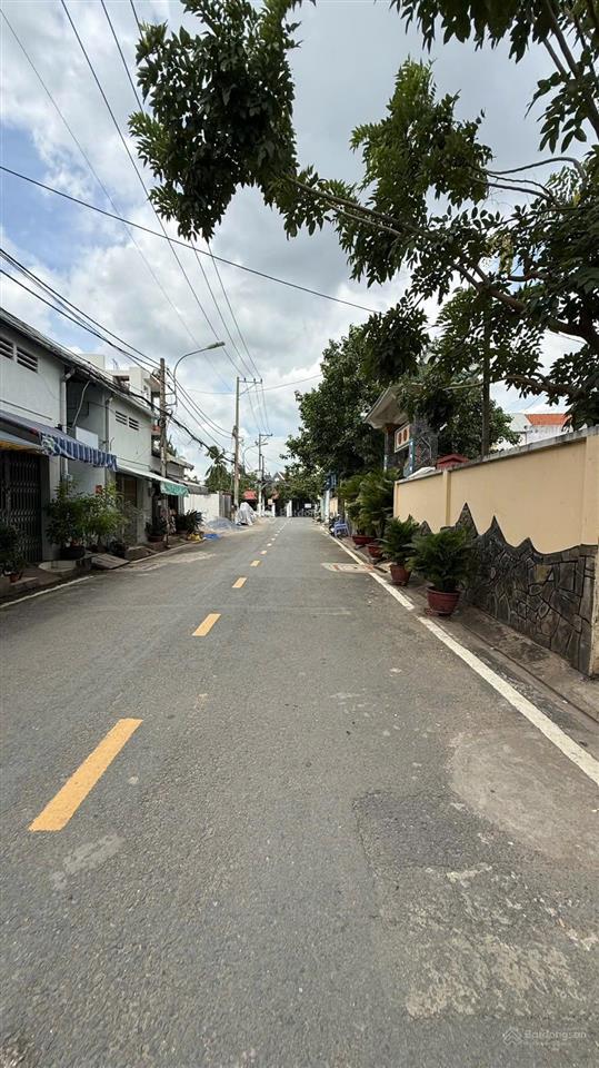 Bán lô đất 100 m2 ,, phường long trường tp thủ đức ,