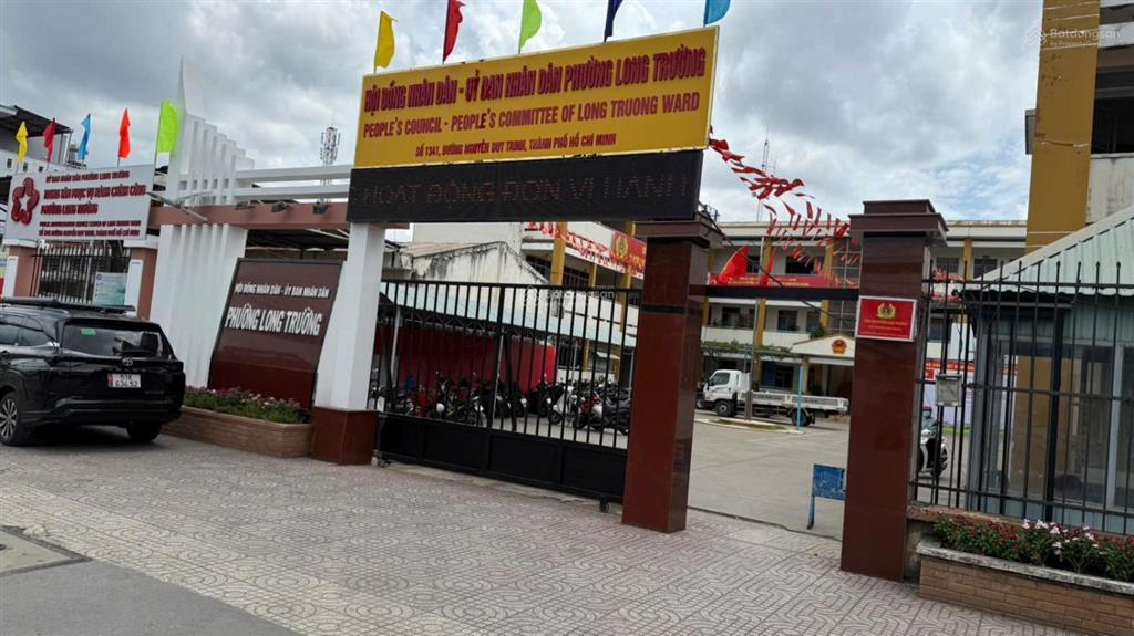 Bán lô đất 100 m2 ,, phường long trường tp thủ đức ,